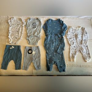 Carter’s baby boy bundle - NB